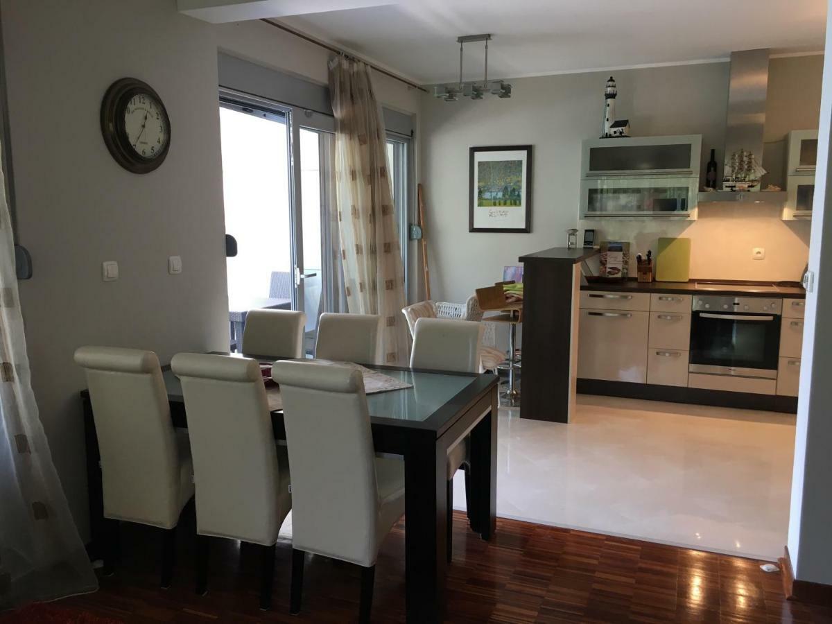 Apartment Stoliv Mare Kotor Luaran gambar